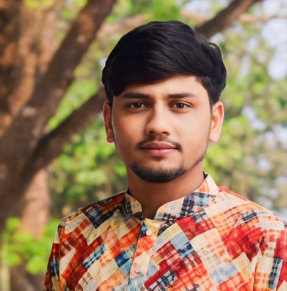 লালমনিরহাট মহাসড়কে প্রান গেল মোটরসাইকেল চালক মেরাজের