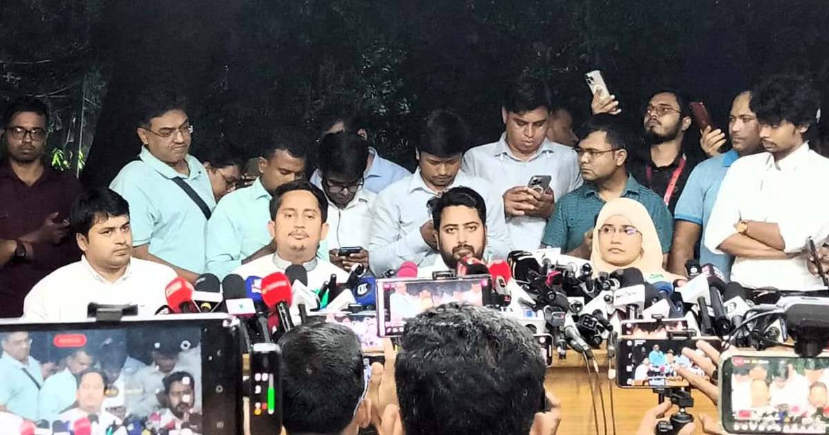 এনসিপি শাপলা প্রতীক ছাড়া নির্বাচনে যাবে না : নাহিদ ইসলাম।